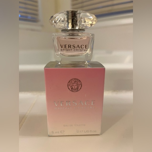 COPY - Versace Mini Versace Bright Crystal EDT 🌸 - Picture 1 of 3